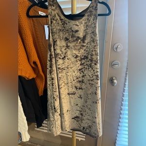 Crushed Velvet olive swing dress